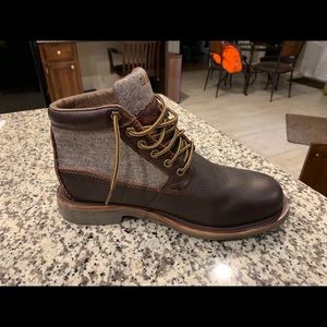 OluKai boots